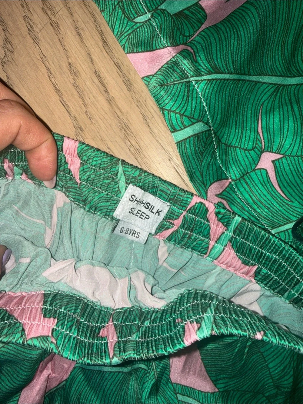 Kids Green & Pink Banana Leaf Short Pajama Set Beverly Hills Hotel